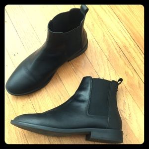 ASOS Design Aura leather Chelsea boots